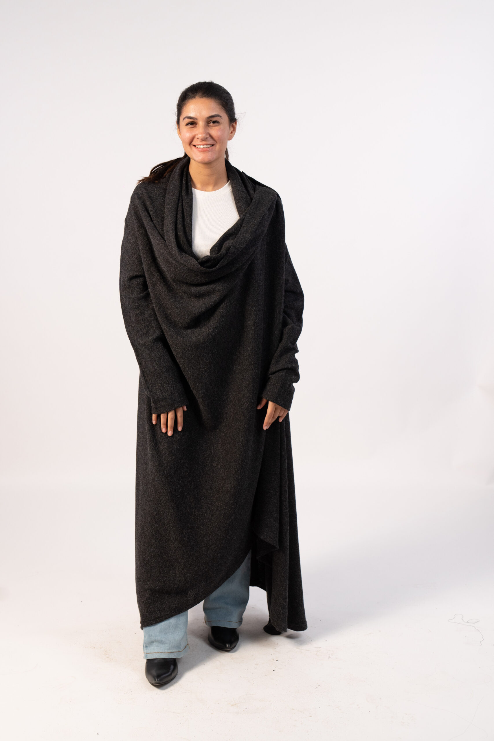 YLW-388 knit cardigen - Image 1